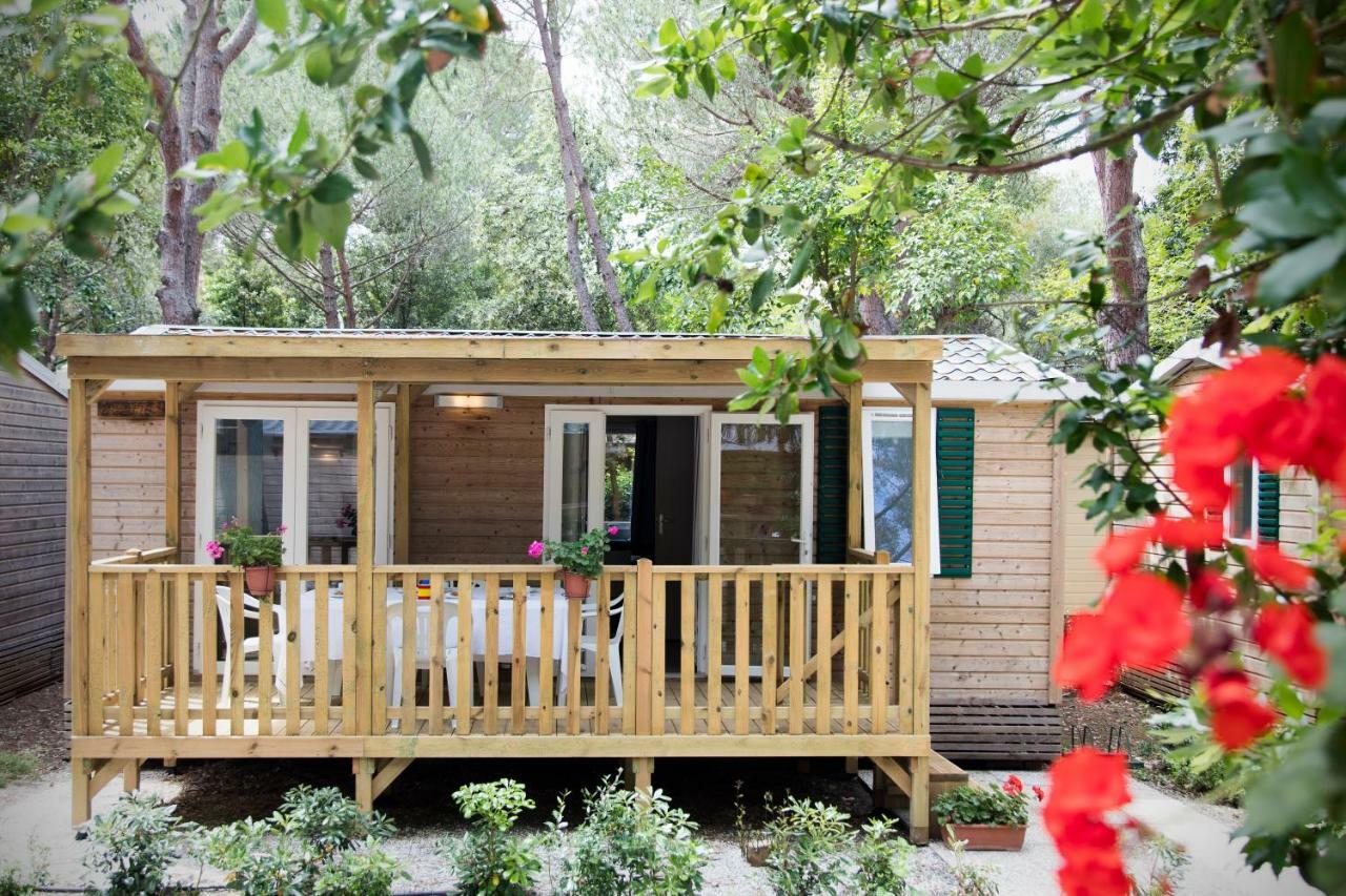 Camping Village Il Gineprino Marina Di Bibbona Luaran gambar